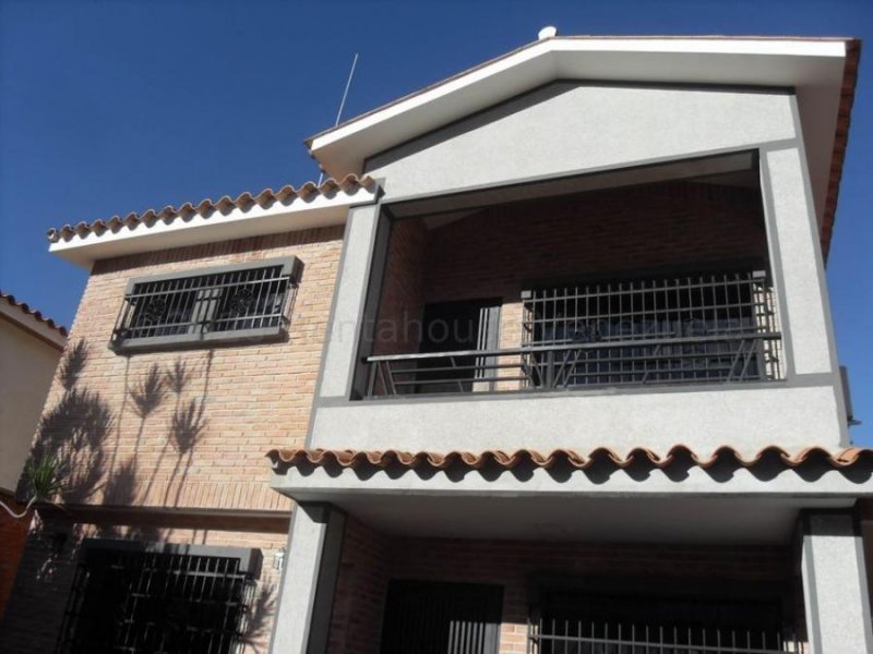 Foto Casa en Venta en La Trigaleña, Valencia, Carabobo - U$D 135.000 - CAV156754 - BienesOnLine