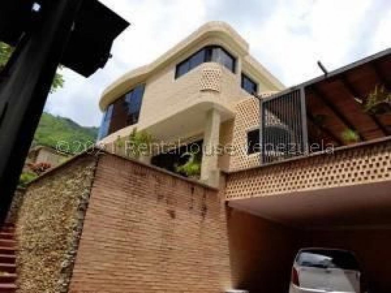 Foto Casa en Venta en La Trigaleña, Valencia, Carabobo - U$D 240.000 - CAV157551 - BienesOnLine