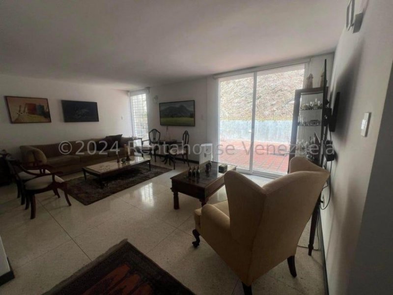 Casa en venta  La Trinidad 24-14572