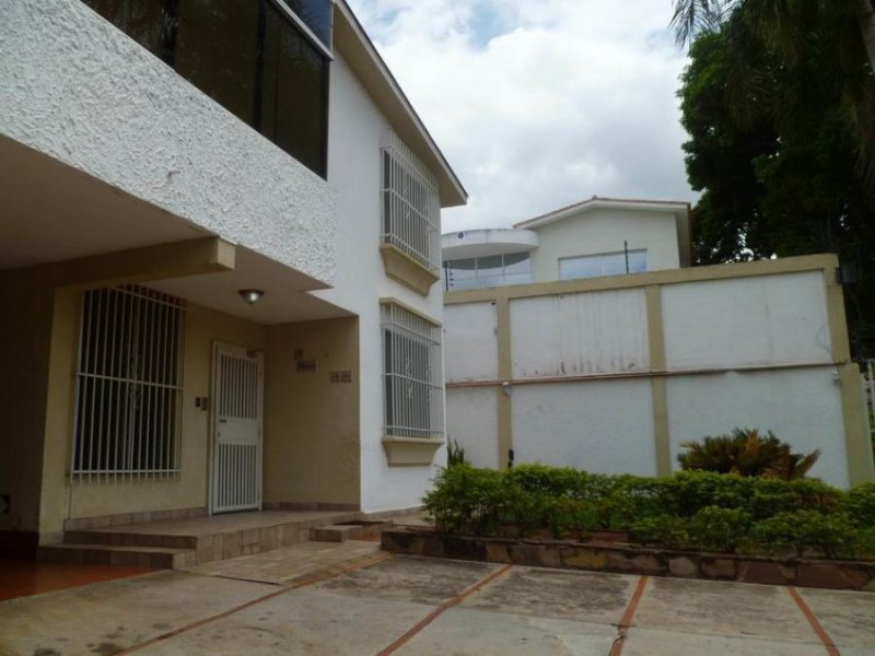 Foto Casa en Venta en La Viña, Valencia, Carabobo - U$D 240.000 - CAV159359 - BienesOnLine