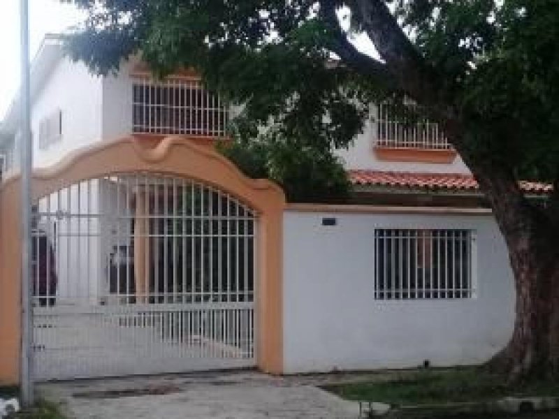 Foto Casa en Venta en La Viña, Valencia, Carabobo - U$D 110.000 - CAV134861 - BienesOnLine