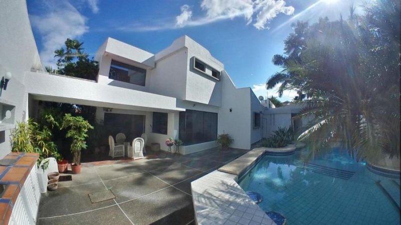 Foto Casa en Venta en la viña, Valencia, Carabobo - U$D 275.000 - CAV139317 - BienesOnLine