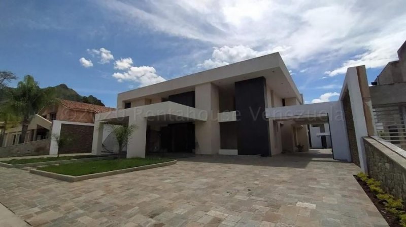 Foto Casa en Venta en Las morochas I, San Diego, Carabobo - U$D 300.000 - CAV138781 - BienesOnLine