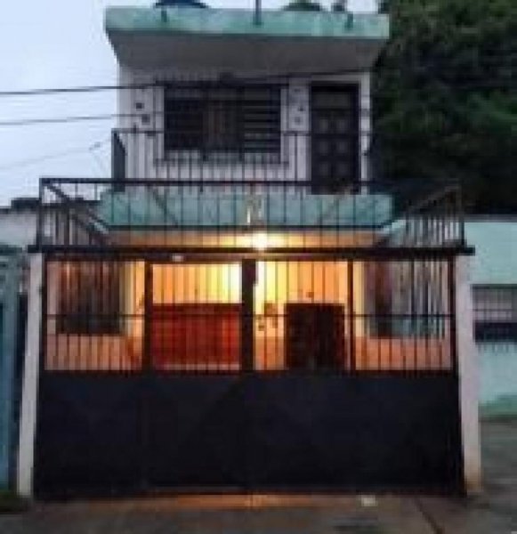 Foto Casa en Venta en lizandro alvarado, Valencia, Carabobo - U$D 11.600 - CAV135397 - BienesOnLine