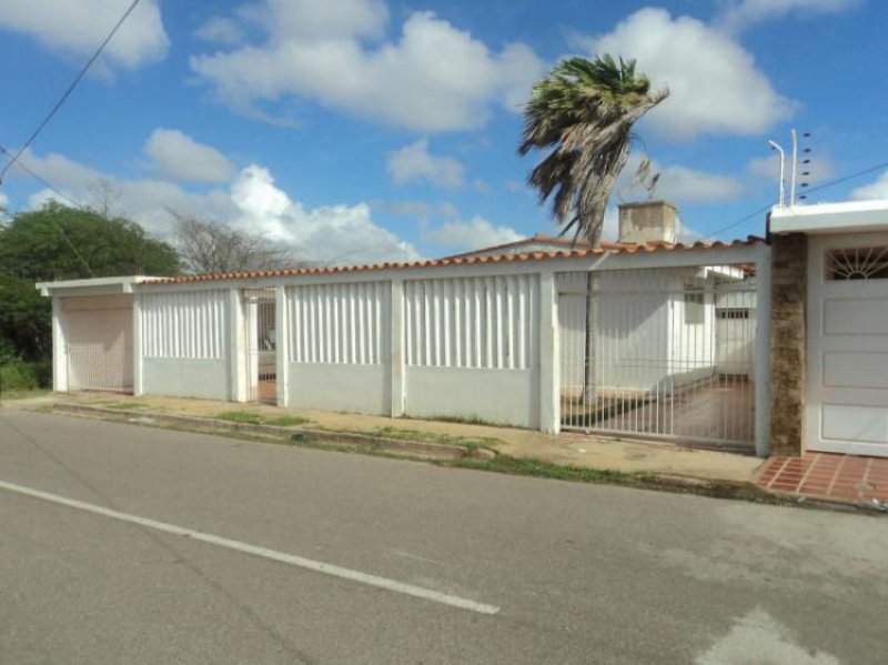 Foto Casa en Venta en Punto Fijo, Falcón - CAV97176 - BienesOnLine