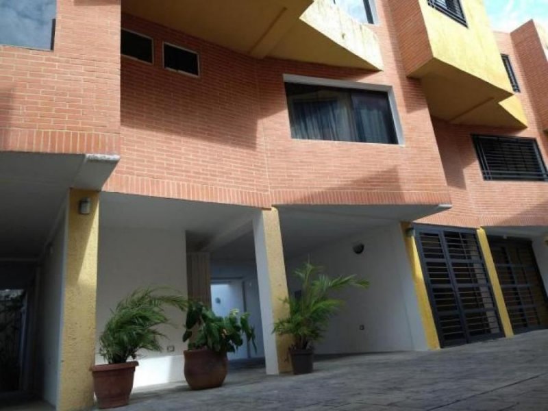 Foto Casa en Venta en Manantial, Naguanagua, Carabobo - U$D 40.000 - CAV142503 - BienesOnLine