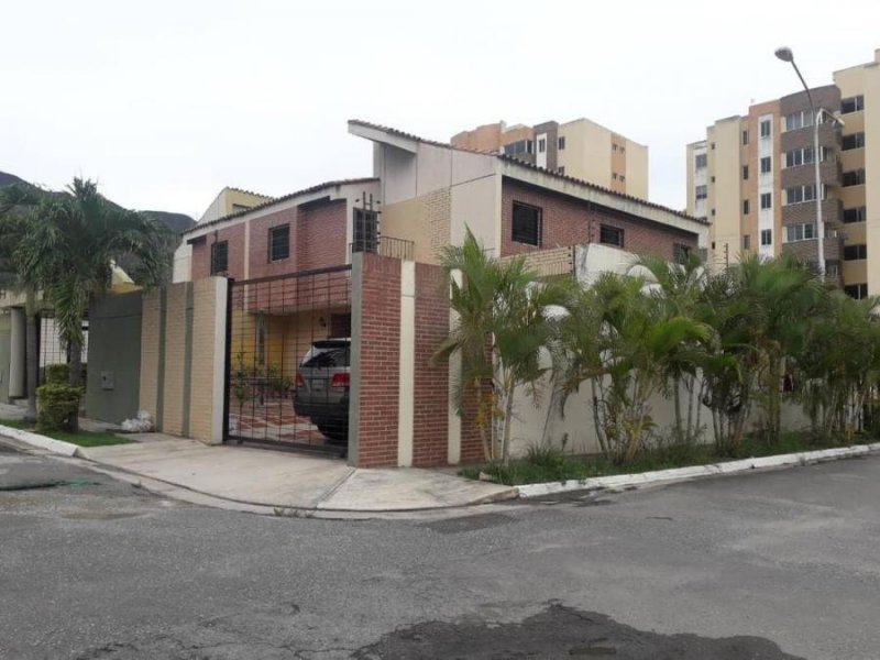 Foto Casa en Venta en Mañongo, Naguanagua, Carabobo - U$D 130.000 - CAV133576 - BienesOnLine