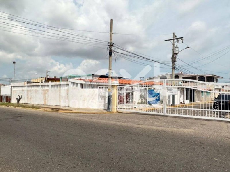 Foto Casa en Venta en Maracaibo, Zulia - U$D 18.000 - CAV213101 - BienesOnLine