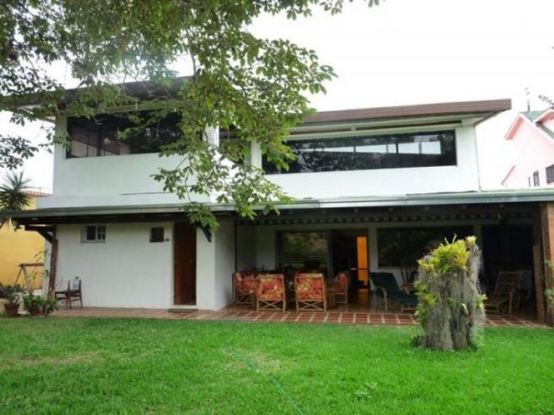 Foto Casa en Venta en Caracas, Distrito Federal - CAV108504 - BienesOnLine