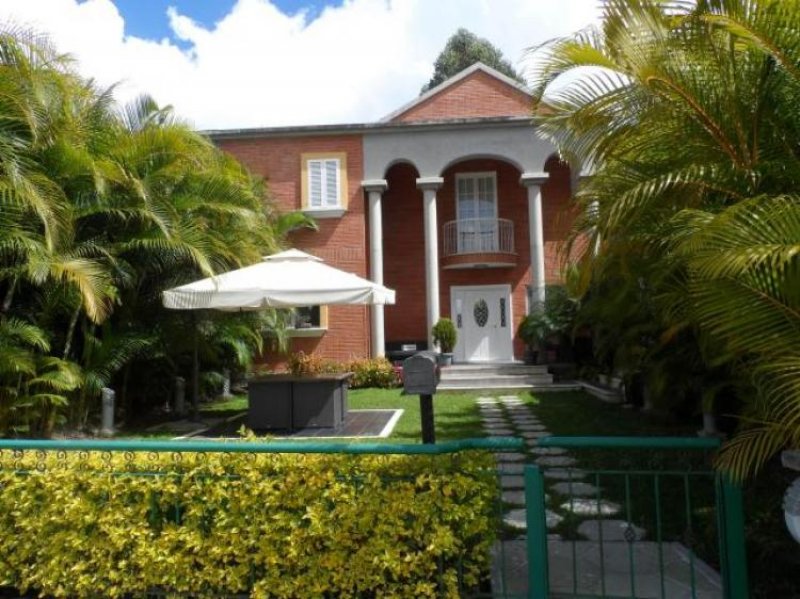 Foto Casa en Venta en Caracas, Distrito Federal - CAV108176 - BienesOnLine