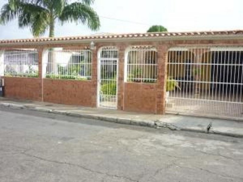 Foto Casa en Venta en Paraparal, Los Guayos, Carabobo - BsF 35.000.000 - CAV82400 - BienesOnLine