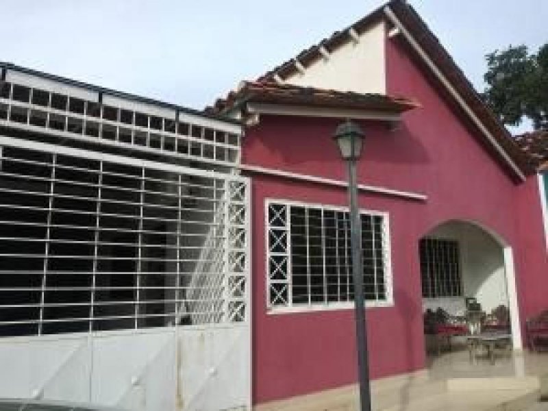 Foto Casa en Venta en San Diego, Carabobo - U$D 35.000 - CAV135741 - BienesOnLine