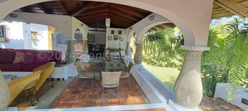 Casa en venta Prados del este   24-17785