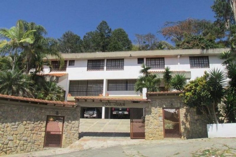 Foto Casa en Venta en prados del este, Caracas, Distrito Federal - U$D 340.000 - CAV244878 - BienesOnLine