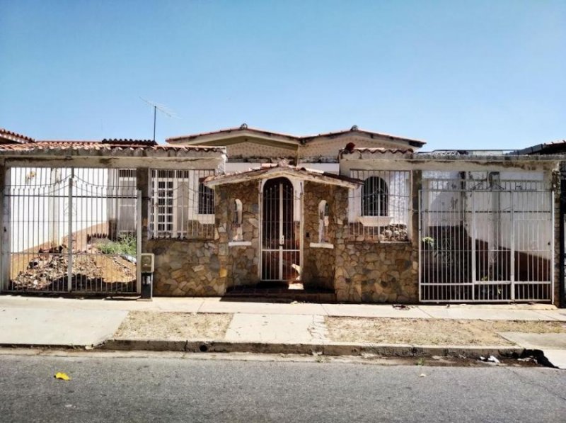 Foto Casa en Venta en Prebo I, Valencia, Carabobo - U$D 32.000 - CAV153912 - BienesOnLine