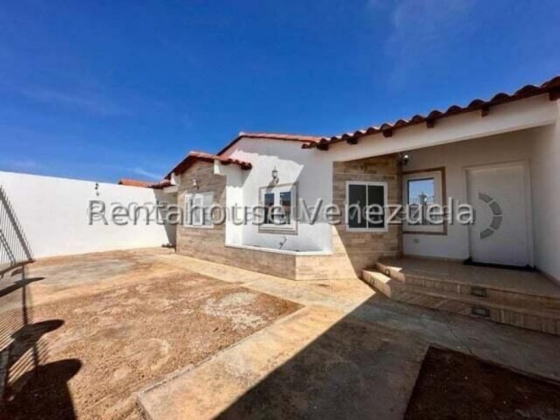 Foto Casa en Venta en Punto Fijo, Falcón - U$D 65.000 - CAV243779 - BienesOnLine