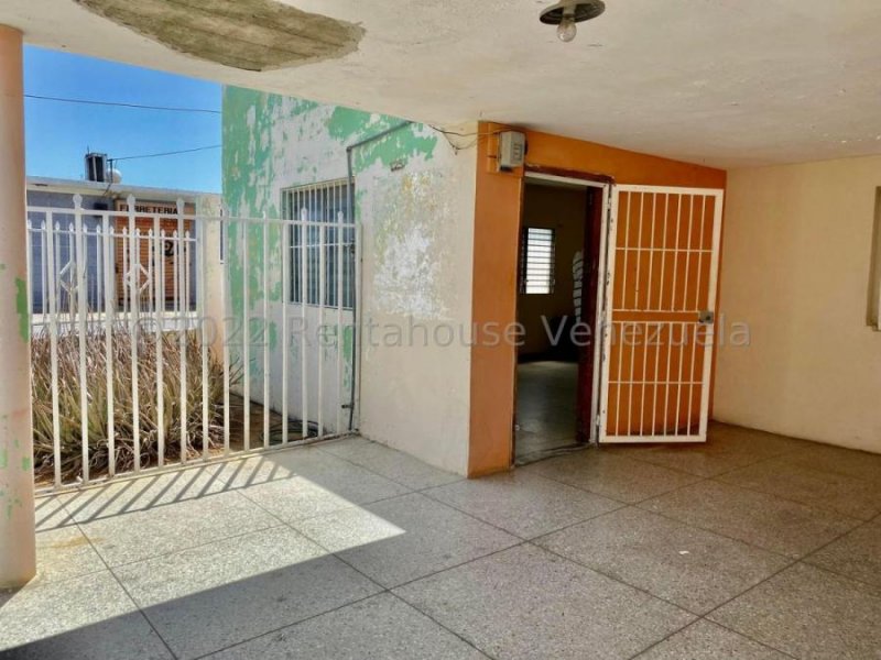 Foto Casa en Venta en Punto Fijo, Falcón - U$D 15.000 - CAV195937 - BienesOnLine