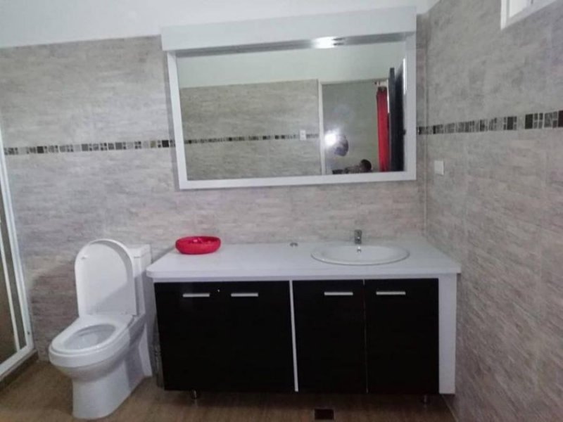 Foto Casa en Venta en Safari Country Club, Valencia, Carabobo - U$D 200.000 - CAV140705 - BienesOnLine