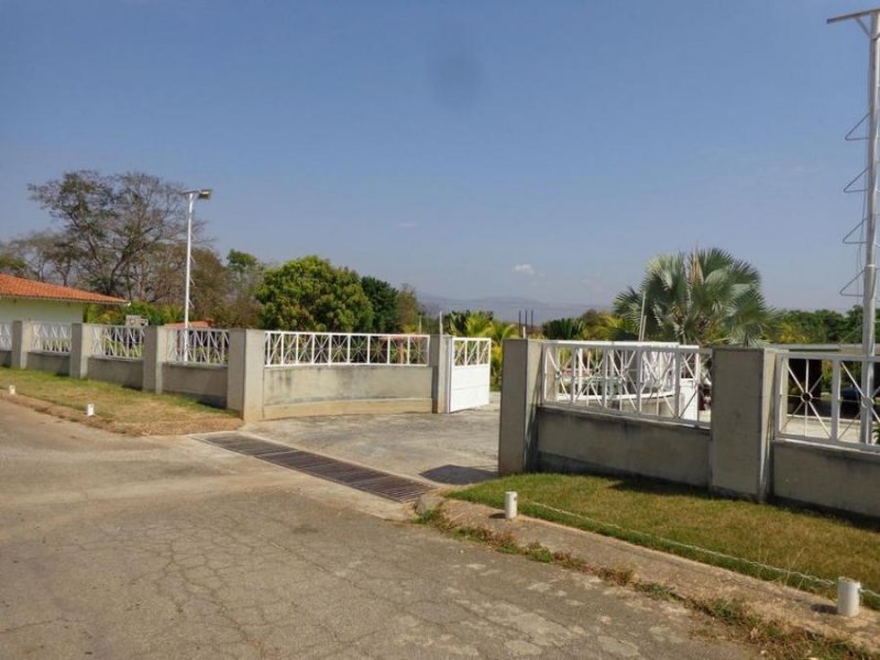 Foto Casa en Venta en Safari Country Club, Valencia, Carabobo - U$D 200.000 - CAV143024 - BienesOnLine