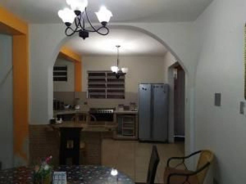 Foto Casa en Venta en San Blas, Valencia, Carabobo - U$D 22.300 - CAV141978 - BienesOnLine