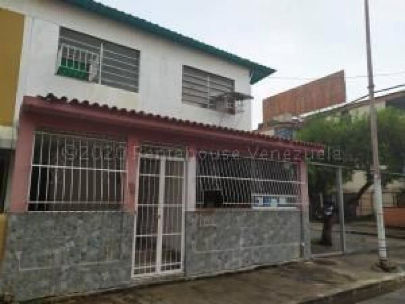 Foto Casa en Venta en San Blas, Valencia, Carabobo - U$D 27.000 - CAV141979 - BienesOnLine