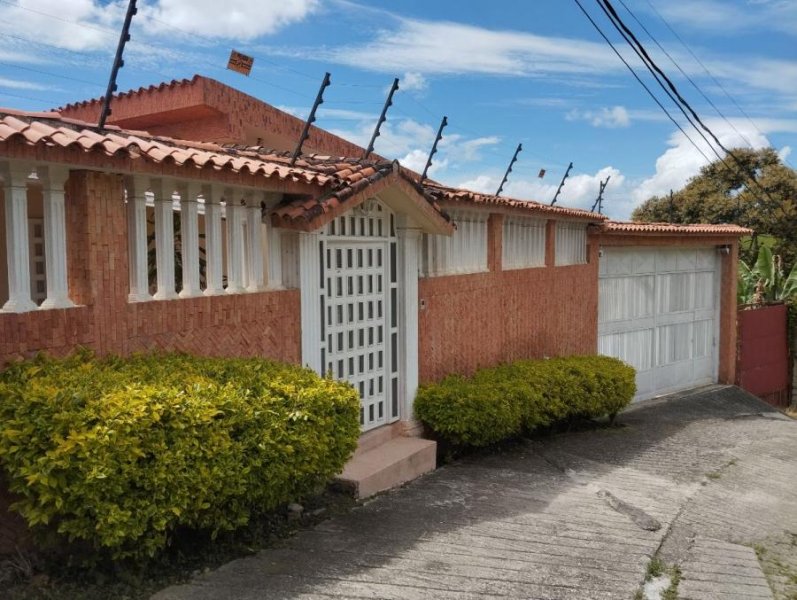 Casa en Venta en Guaicaipuro Los Teques, Miranda