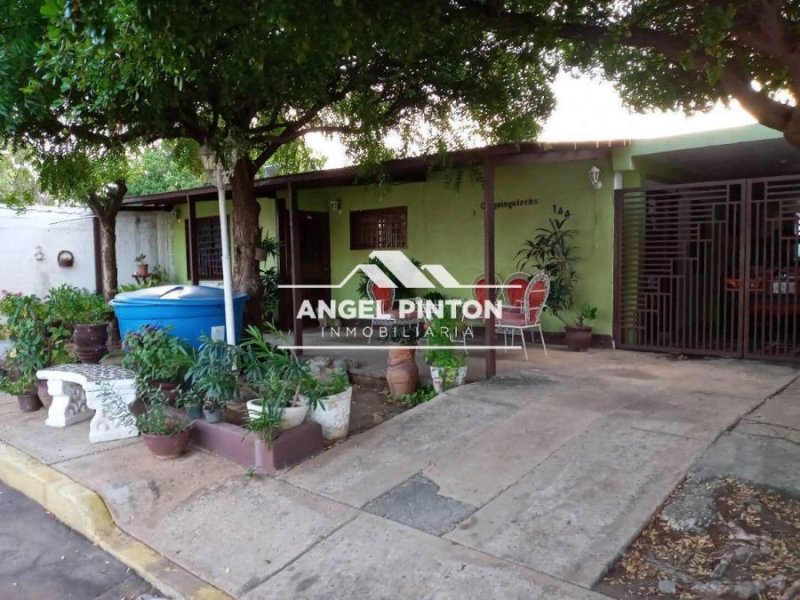 Foto Casa en Venta en Sur, Maracaibo, Zulia - U$D 11.000 - CAV244905 - BienesOnLine