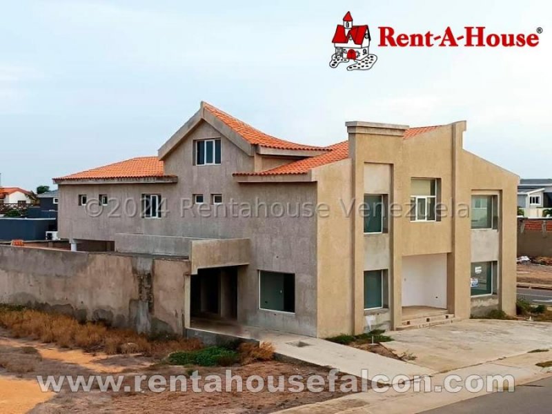 Casa en Venta en Zarabon Punto Fijo, Falcón
