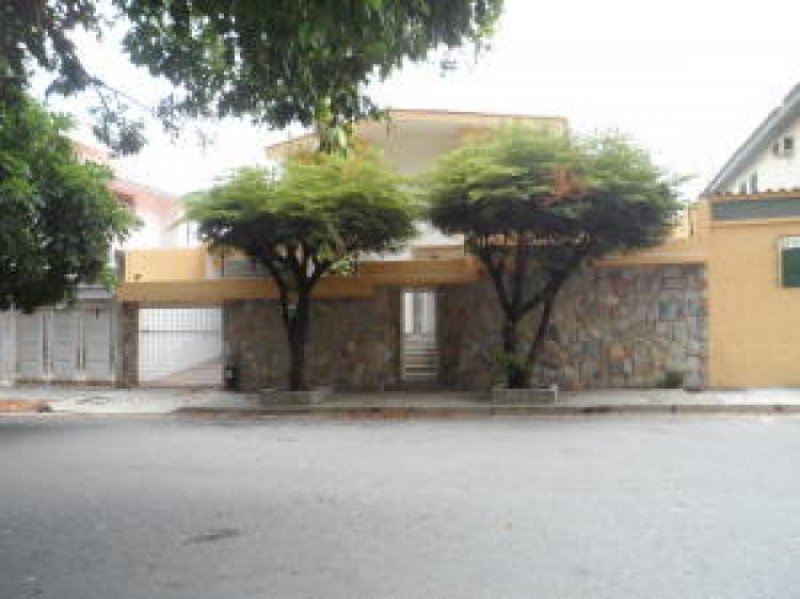 Foto Casa en Venta en Los Nisperos, Valencia, Carabobo - BsF 180.000.000 - CAV90976 - BienesOnLine