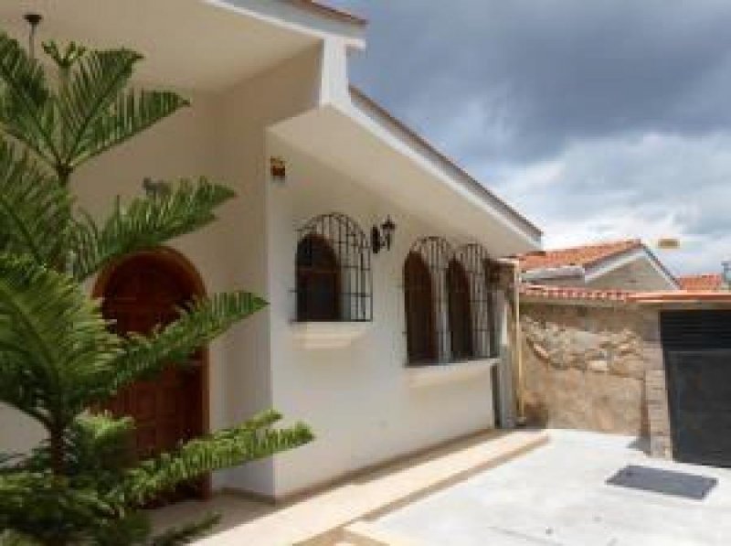 Foto Casa en Venta en trigal norte valencia carabobo, Valencia, Carabobo - U$D 52.000 - CAV156716 - BienesOnLine