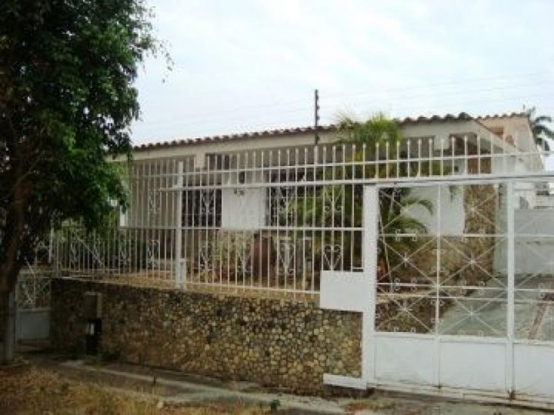 Foto Casa en Venta en Valencia, Carabobo - U$D 65.000 - CAV114511 - BienesOnLine