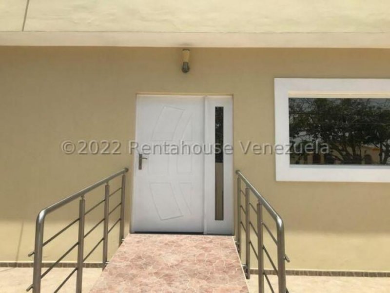 Foto Casa en Venta en punto fijo, Punto Fijo, Falcón - U$D 250.000 - CAV172353 - BienesOnLine