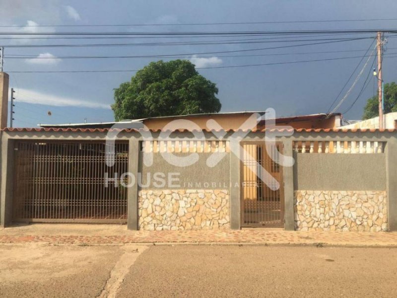 Foto Casa en Venta en Maracaibo, Zulia - U$D 8.000 - CAV214193 - BienesOnLine