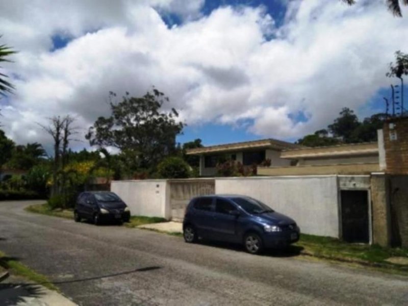 Foto Casa en Venta en Municipio El Hatillo, Caracas, Distrito Federal - U$D 700.000 - CAV217485 - BienesOnLine