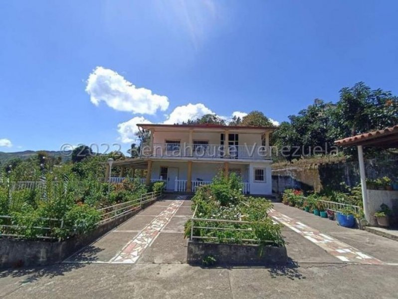 Foto Casa en Venta en LOS NARANJOS, LOS NARANJOS, Aragua - U$D 90.000 - CAV198953 - BienesOnLine