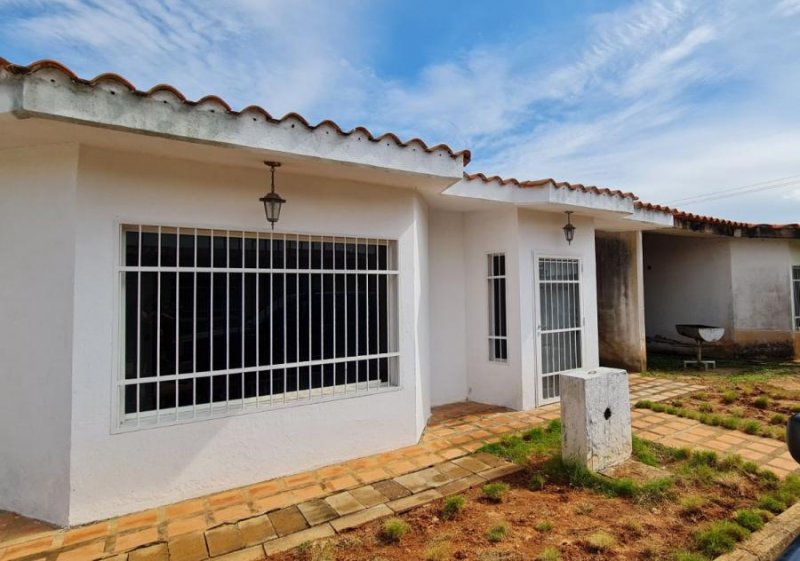 Foto Casa en Venta en El Tigre, Anzoátegui - U$D 18.000 - CAV178872 - BienesOnLine