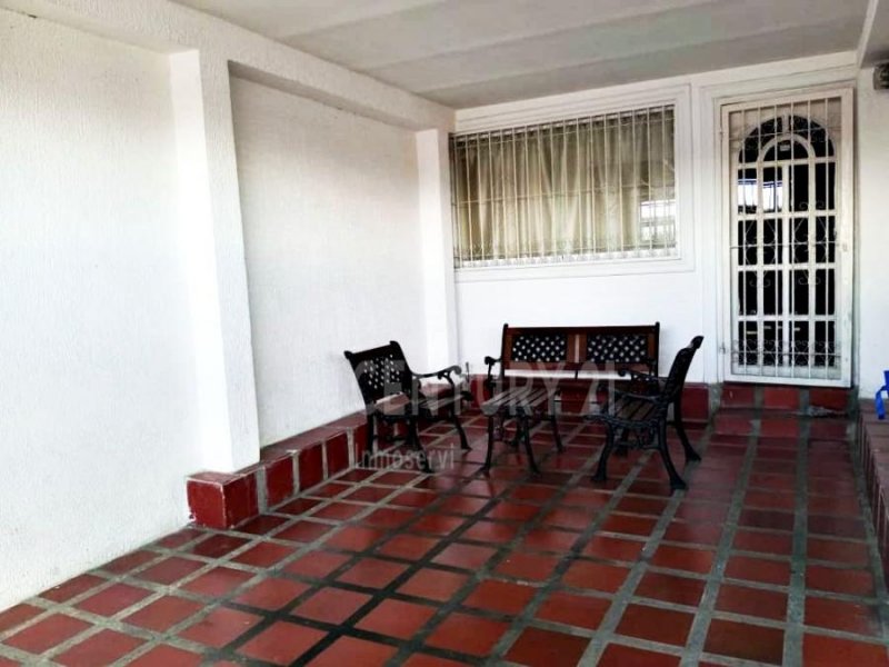 Foto Casa en Venta en sabanita, Ciudad Bolívar, Bolívar - U$D 12.000 - CAV202416 - BienesOnLine