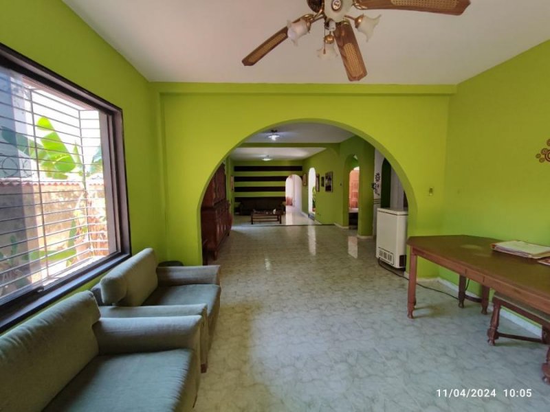 Foto Casa en Venta en Valencia, Valencia, Carabobo - U$D 76.000 - CAV234606 - BienesOnLine