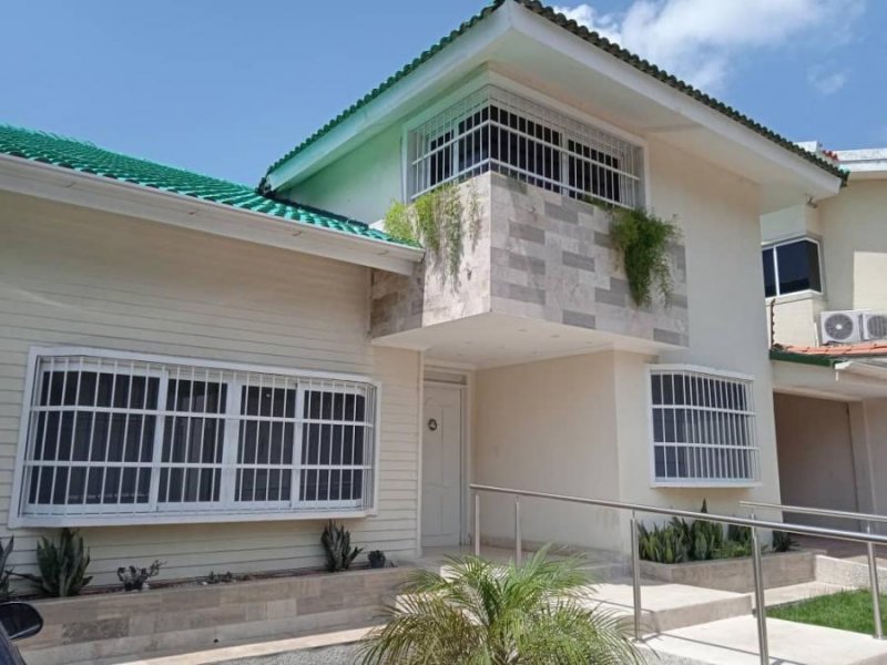 Foto Casa en Venta en Barquisimeto, Lara - U$D 530.000 - CAV207741 - BienesOnLine