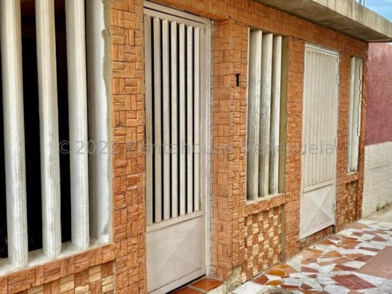 Foto Casa en Venta en jorge hernandez, Falcón - BsF 20.000 - CAV181910 - BienesOnLine