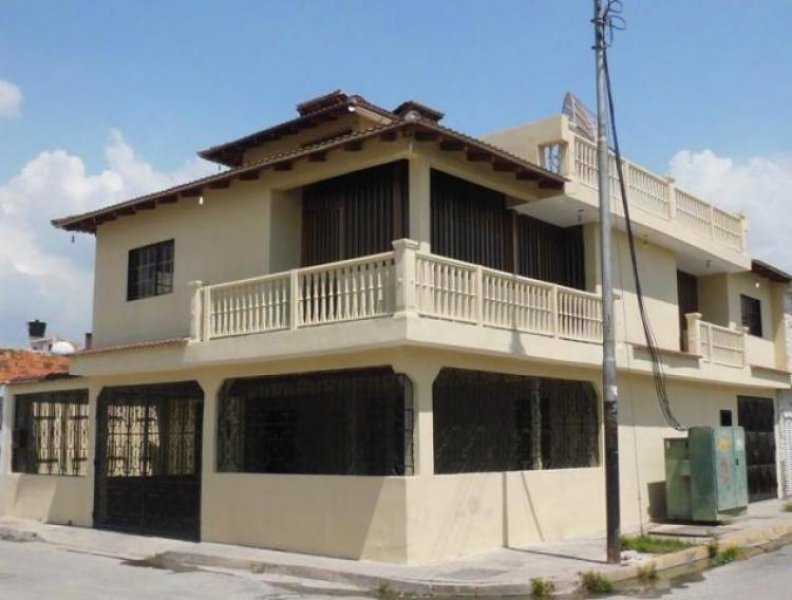 Foto Casa en Venta en santiago mariño, Turmero, Aragua - BsF 61.000.000 - CAV74994 - BienesOnLine