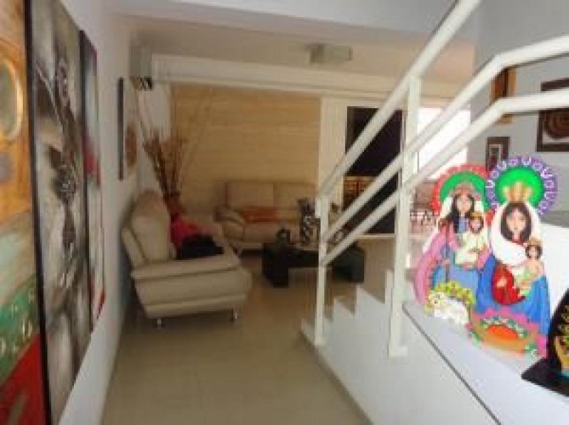 Foto Casa en Venta en Valles de Camoruco, Valencia, Carabobo - U$D 115.000 - CAV139684 - BienesOnLine