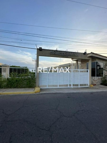 Foto Casa en Venta en Norte, Sector Isla Dorada, Zulia - U$D 35.000 - CAV229790 - BienesOnLine