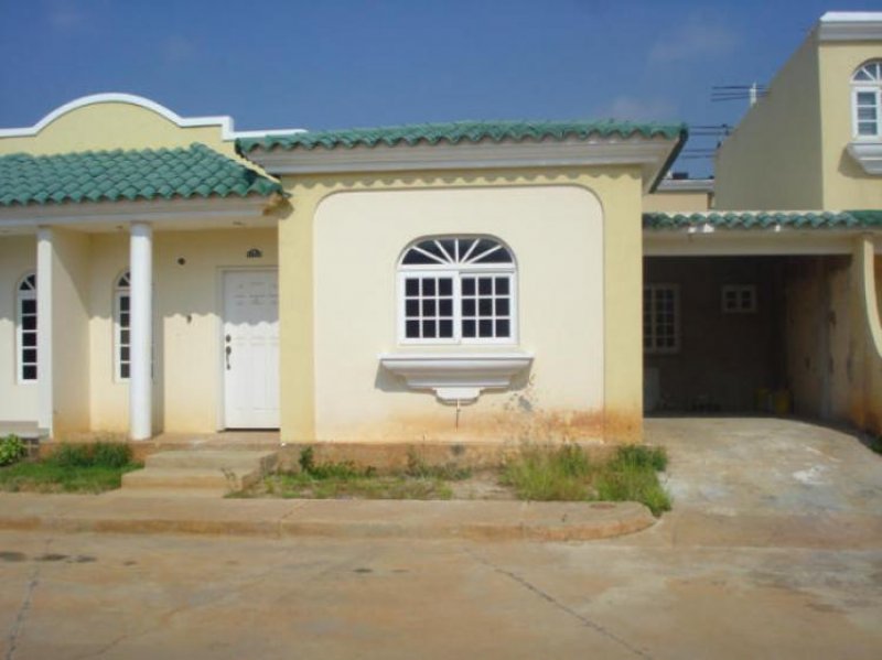 Foto Casa en Venta en av fuerzas armadas, Maracaibo, Zulia - BsF 1.325.000 - CAV26458 - BienesOnLine