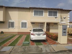 Casa en Venta en villas de buenaventura Guatire, Miranda