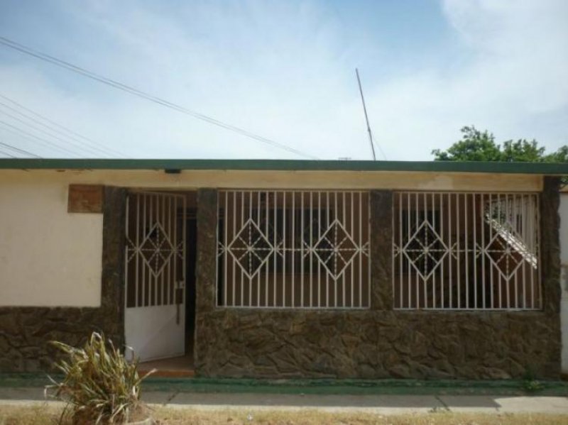 Foto Casa en Venta en Punto Fijo, Falcón - BsF 350 - CAV40498 - BienesOnLine