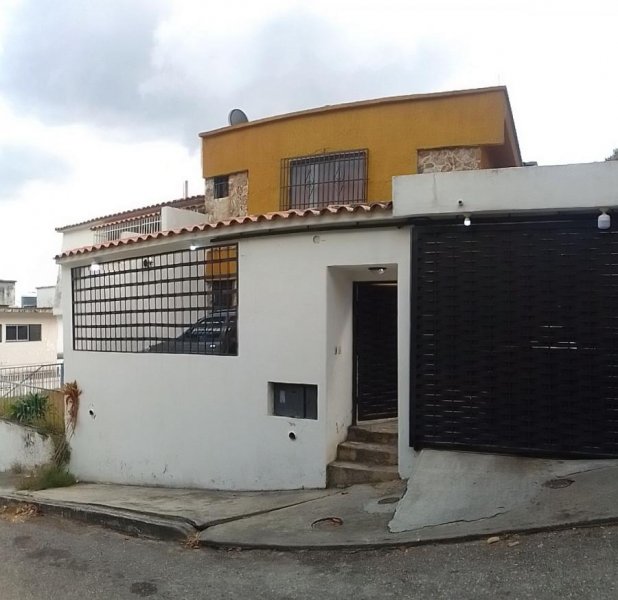 Foto Casa en Venta en La Florida, El Recreo, Distrito Federal - U$D 99.900 - CAV238941 - BienesOnLine