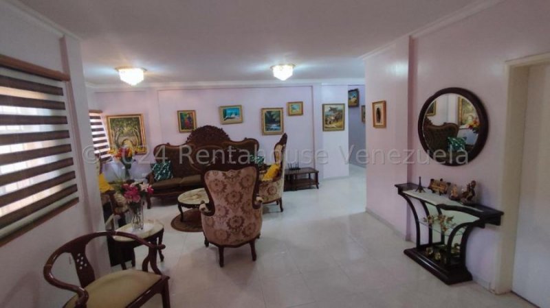Casa (Multipes Niveles) en Venta en Parcelamiento Santa Ana, Falcon MLS #25-4977 GR 