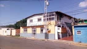 Casa (Multipes Niveles) en Venta en Sector Bobare, Falcon MLS #25-12277 GR
