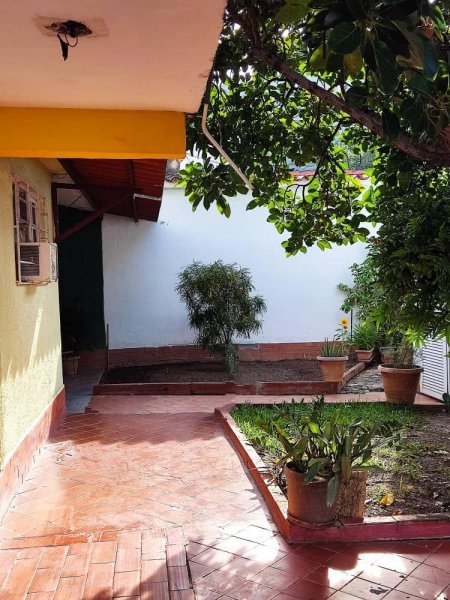 Casa en Venta en  Lomas de la Esmeralda, Carabobo